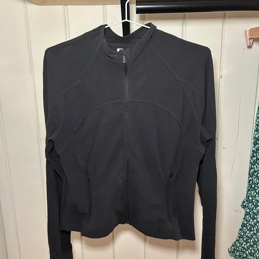 Lululemon Women's Black and Navy Jacket